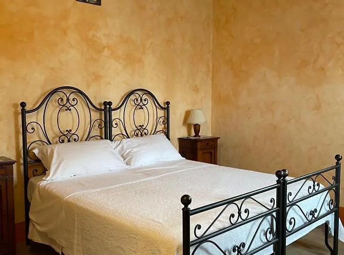 مزرعة للإقامة I Bosconi