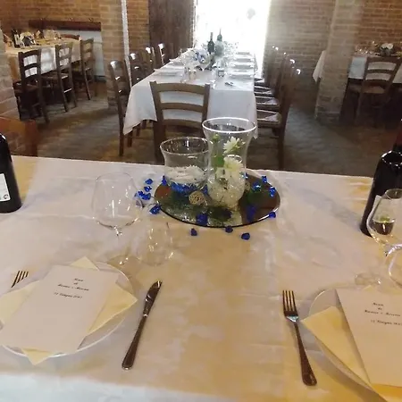 I Bosconi בית חווה צ'זנה